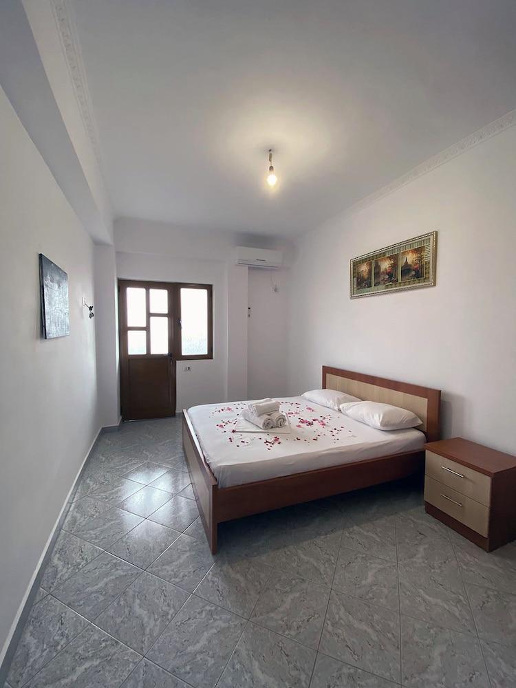 Green Garden Villa