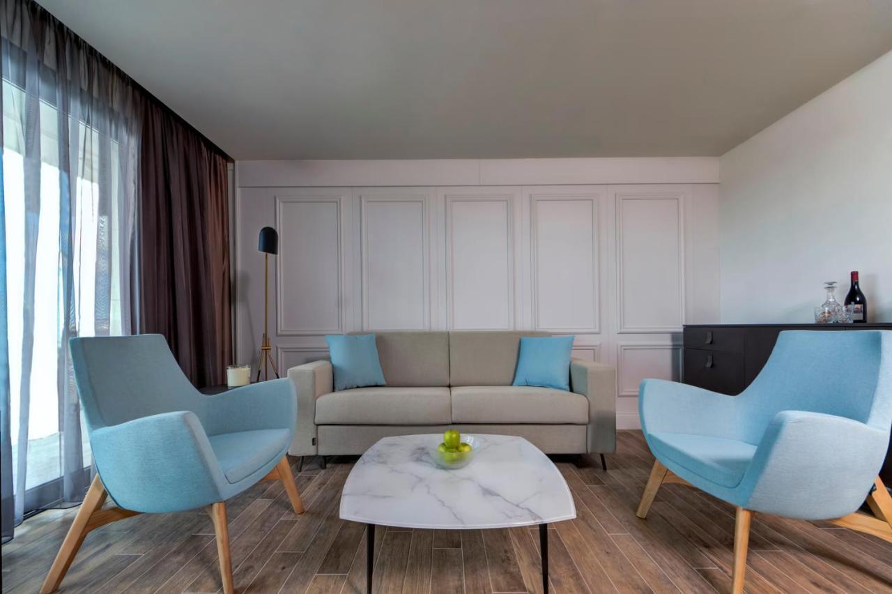 Land's End Boutique Hotel 