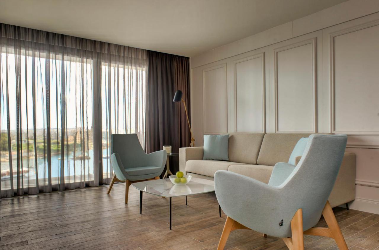 Land's End Boutique Hotel 
