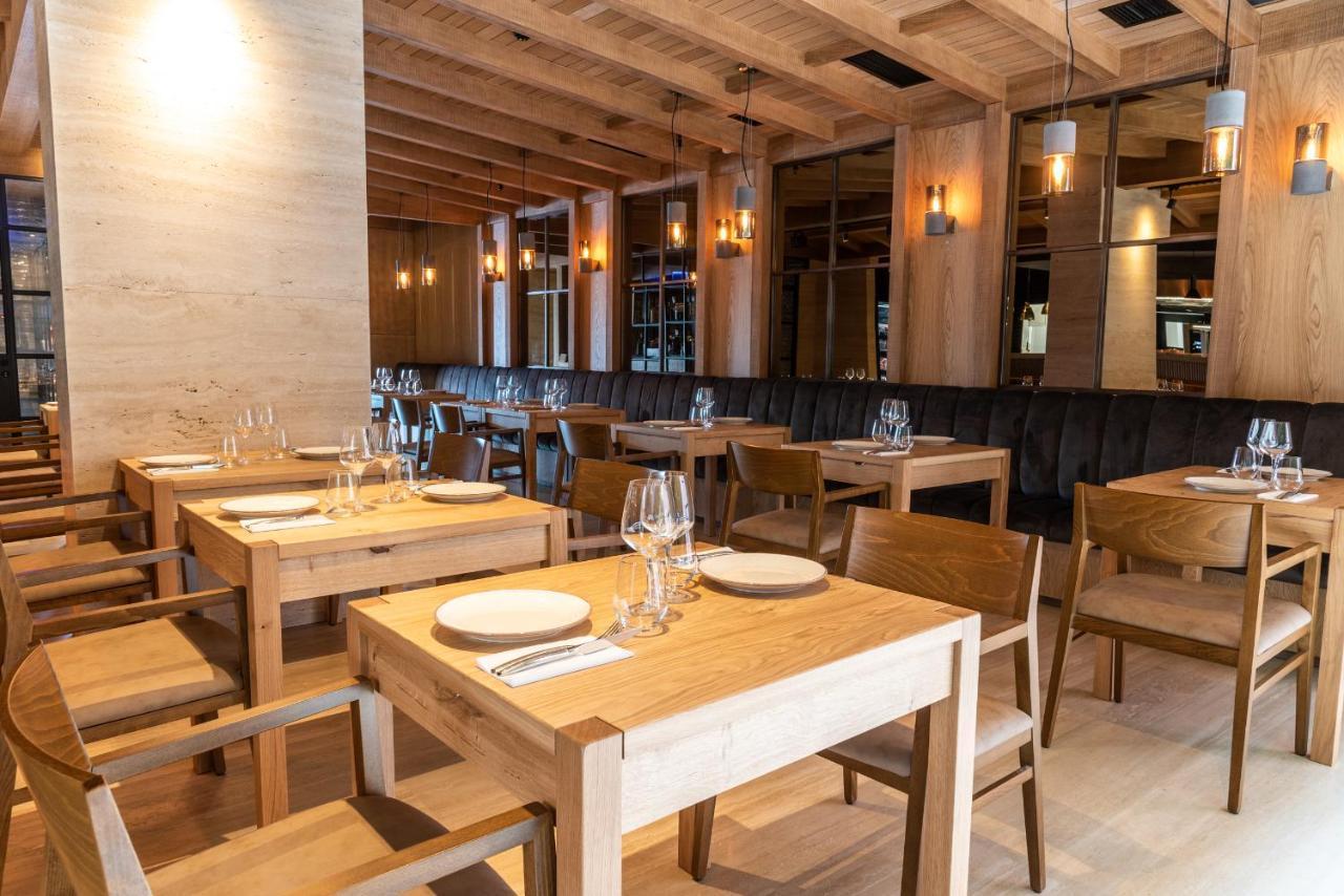 Land's End Boutique Hotel 