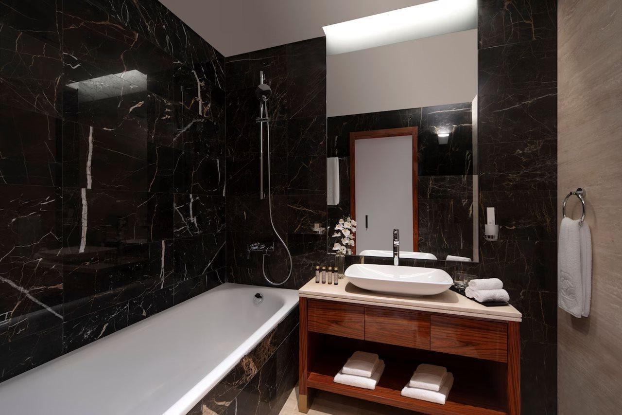 The Bentley Luxury Hotel And Suites
