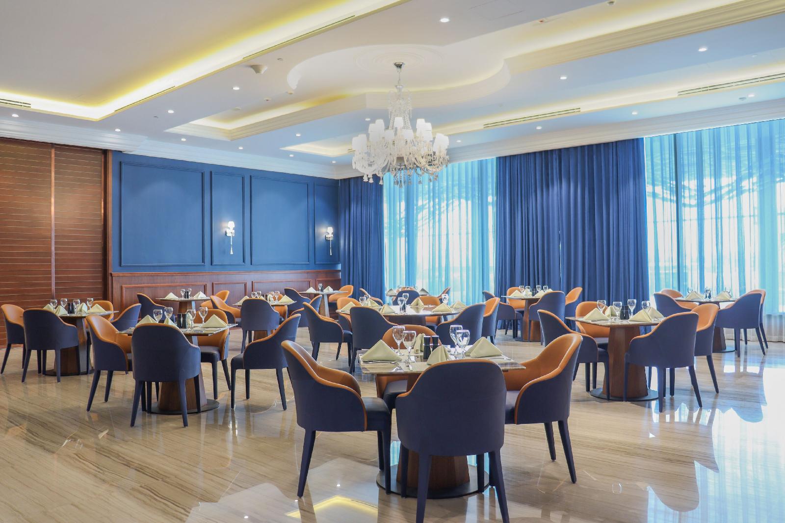 The Bentley Luxury Hotel And Suites