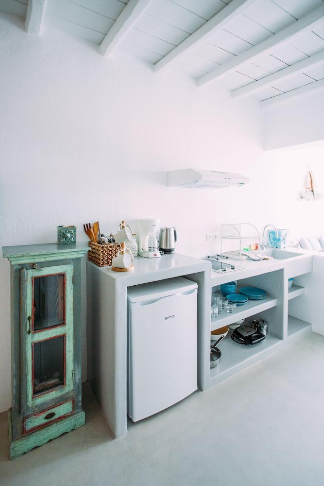Mykonos Supreme Comfort Suites
