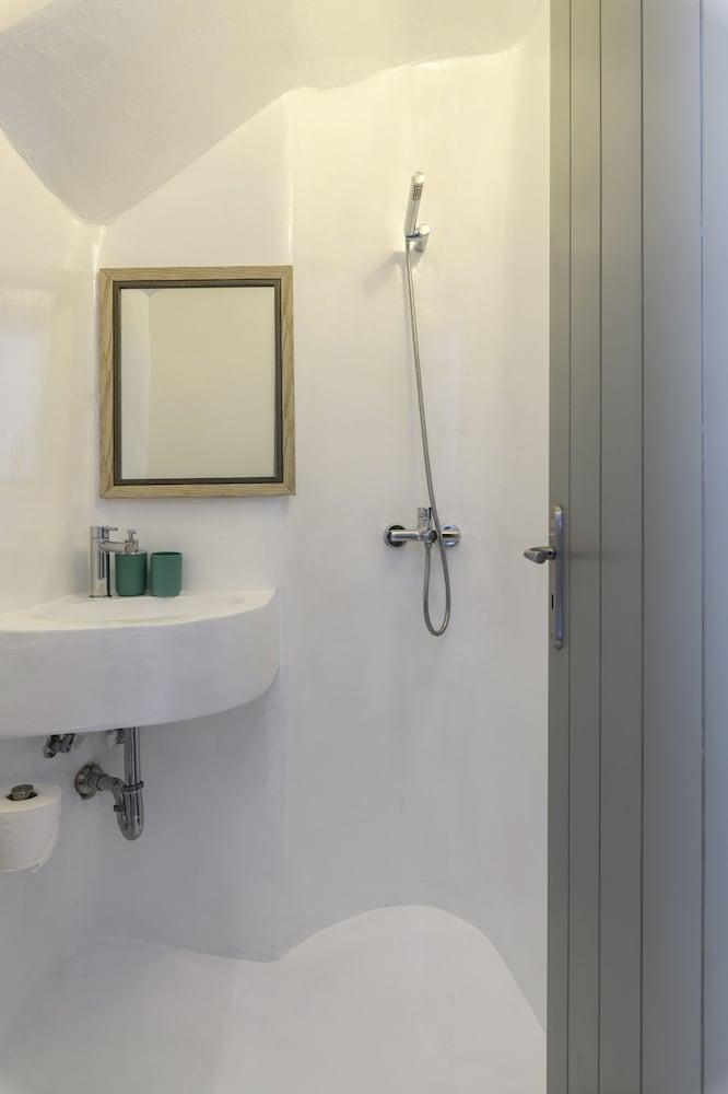 Mykonos Supreme Comfort Suites