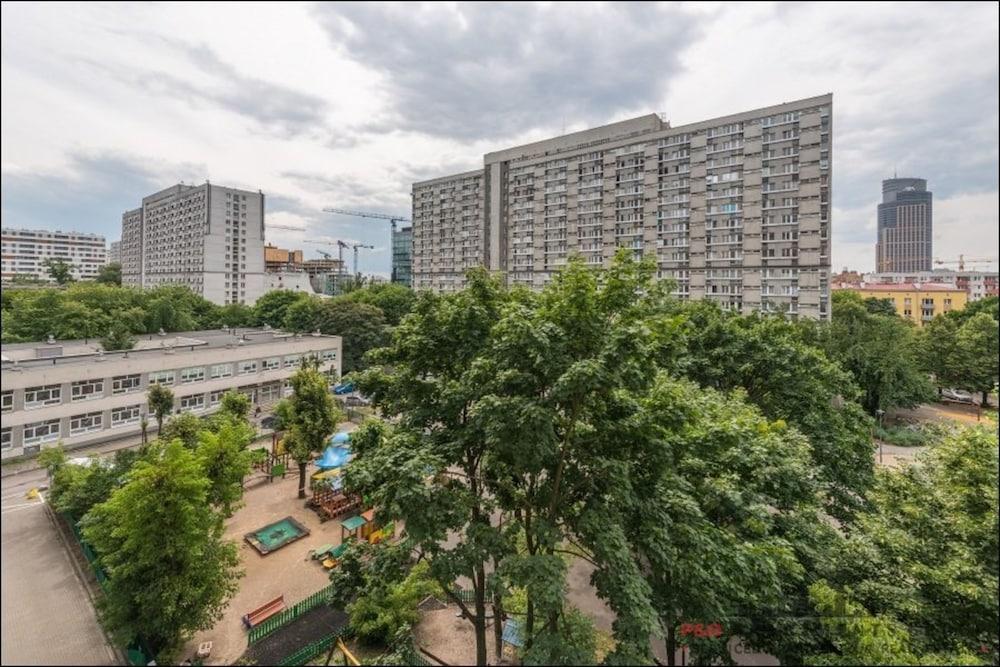 P&O Apartments Center