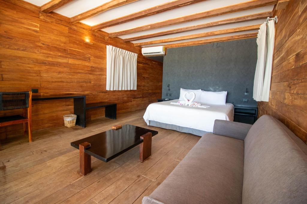 Blue Holbox Hotel