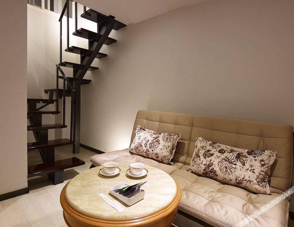 Shihlin 13House