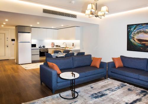 Garlon Residence