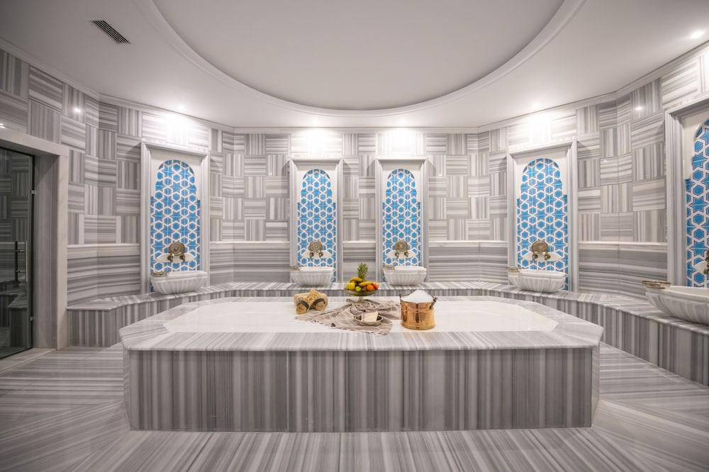 Crowne Plaza Ankara