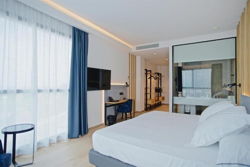 Syncrosfera Health & Fitness Hotel