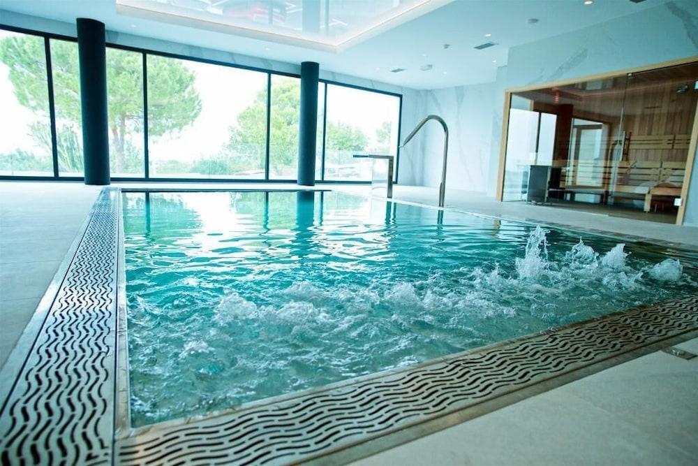 Syncrosfera Health & Fitness Hotel