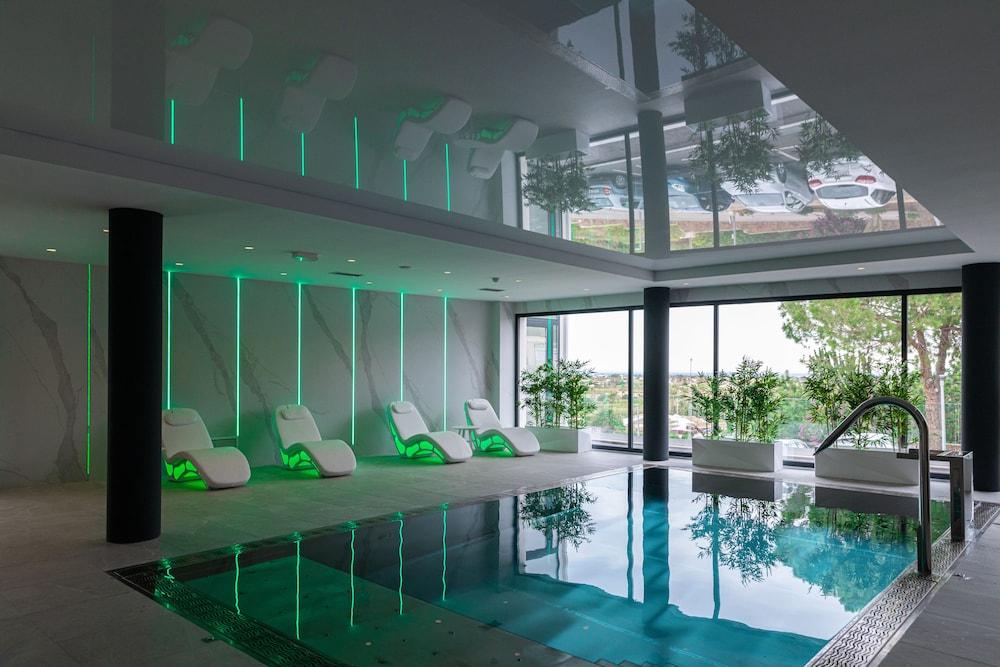 Syncrosfera Health & Fitness Hotel