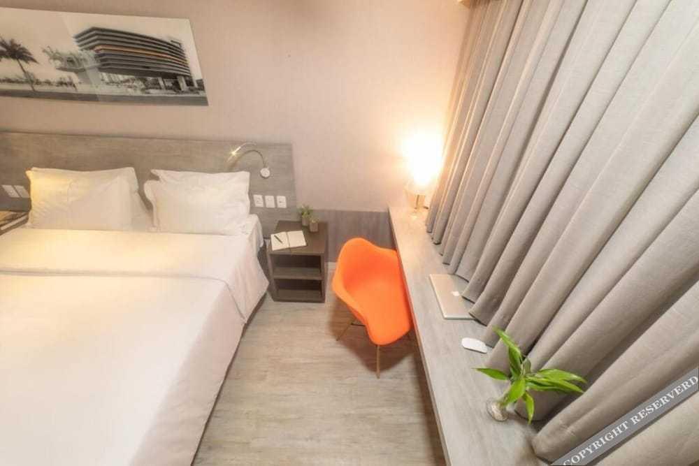 Hotel Intercity Canoas