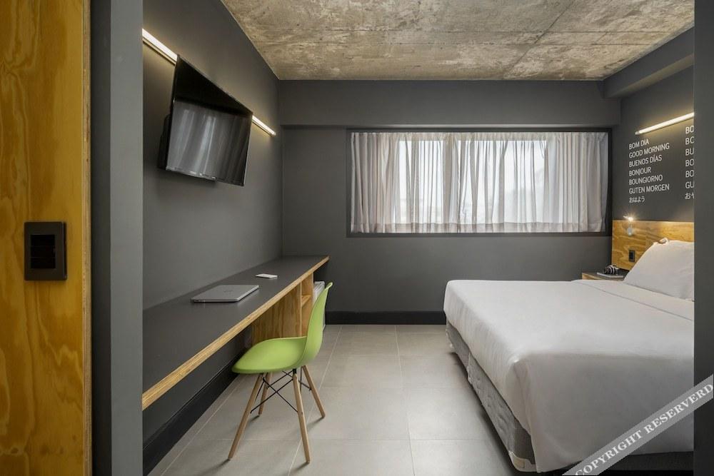 Hotel Intercity Canoas