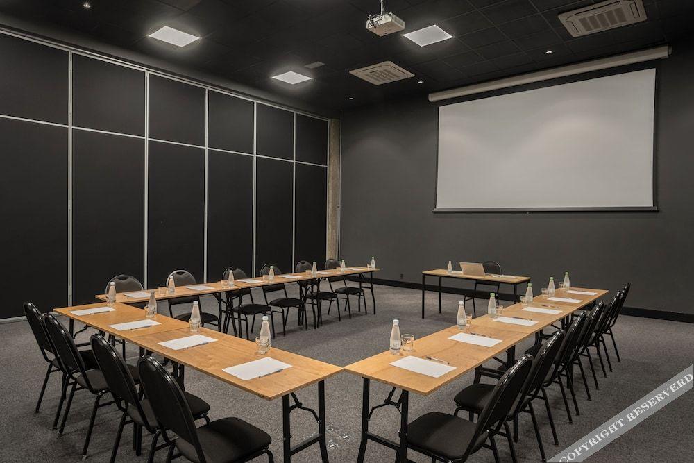 Hotel Intercity Canoas