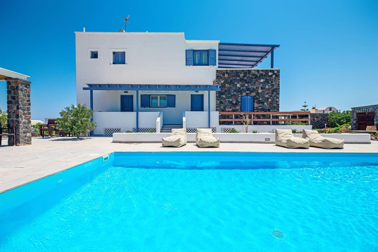 Golden Sunrise Suites