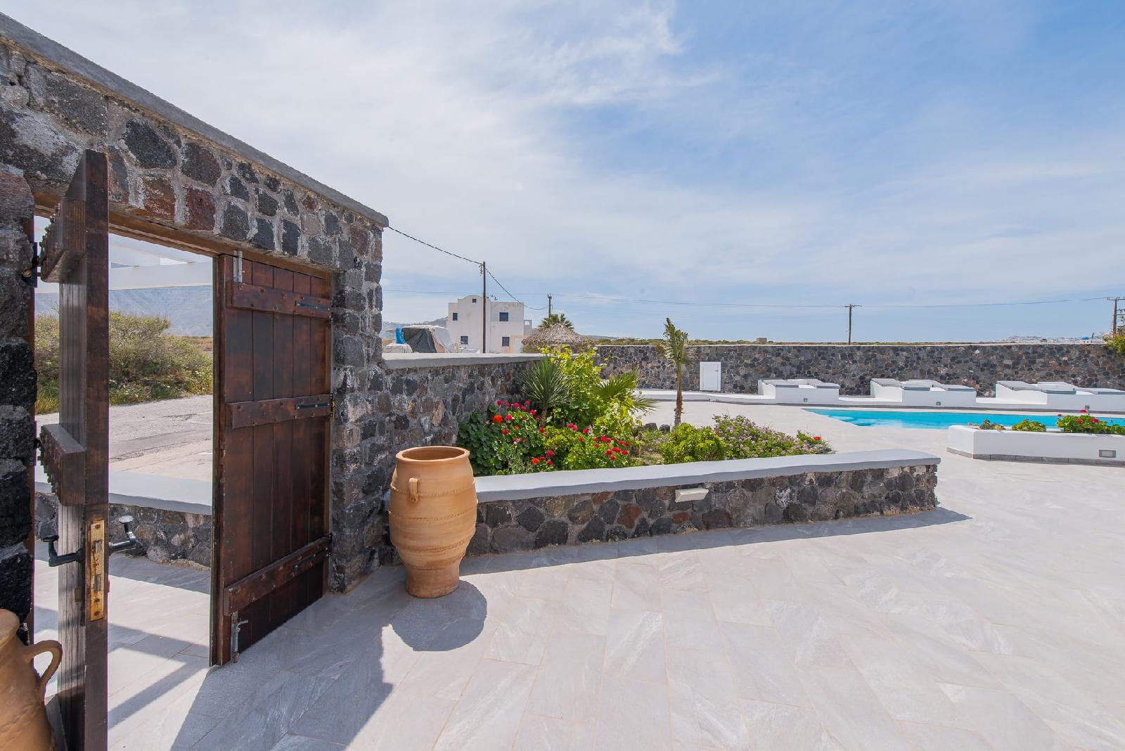 Golden Sunrise Suites