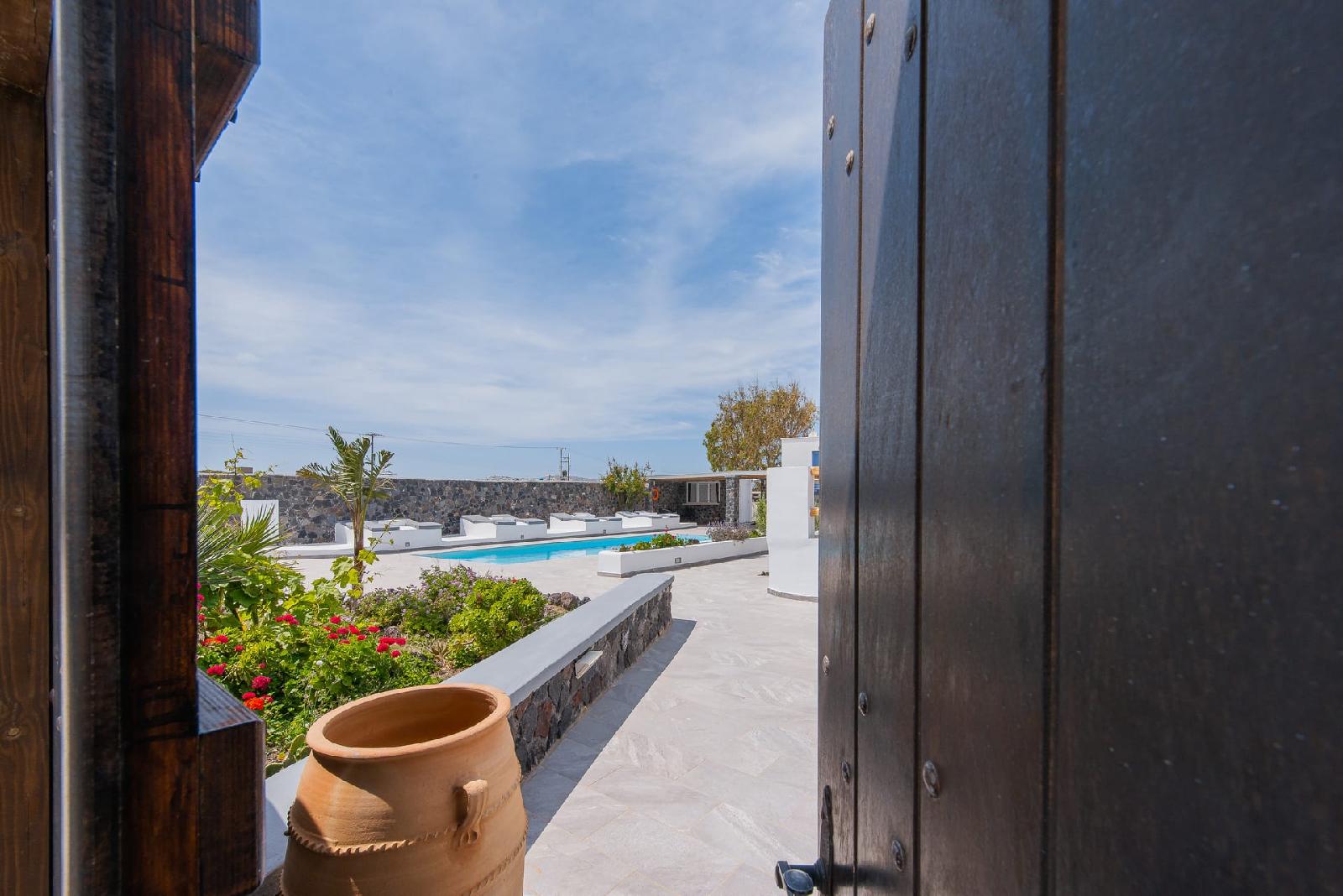 Golden Sunrise Suites