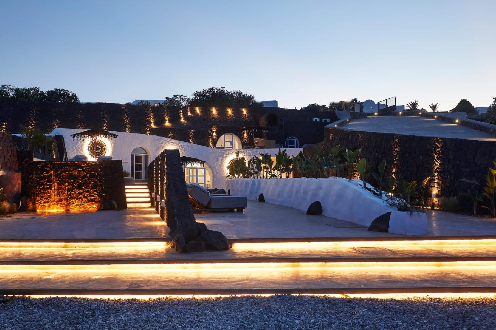 Theano Apartment
