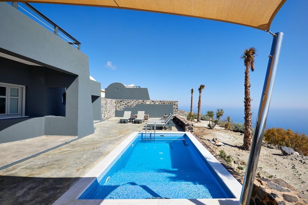 Theano Apartment