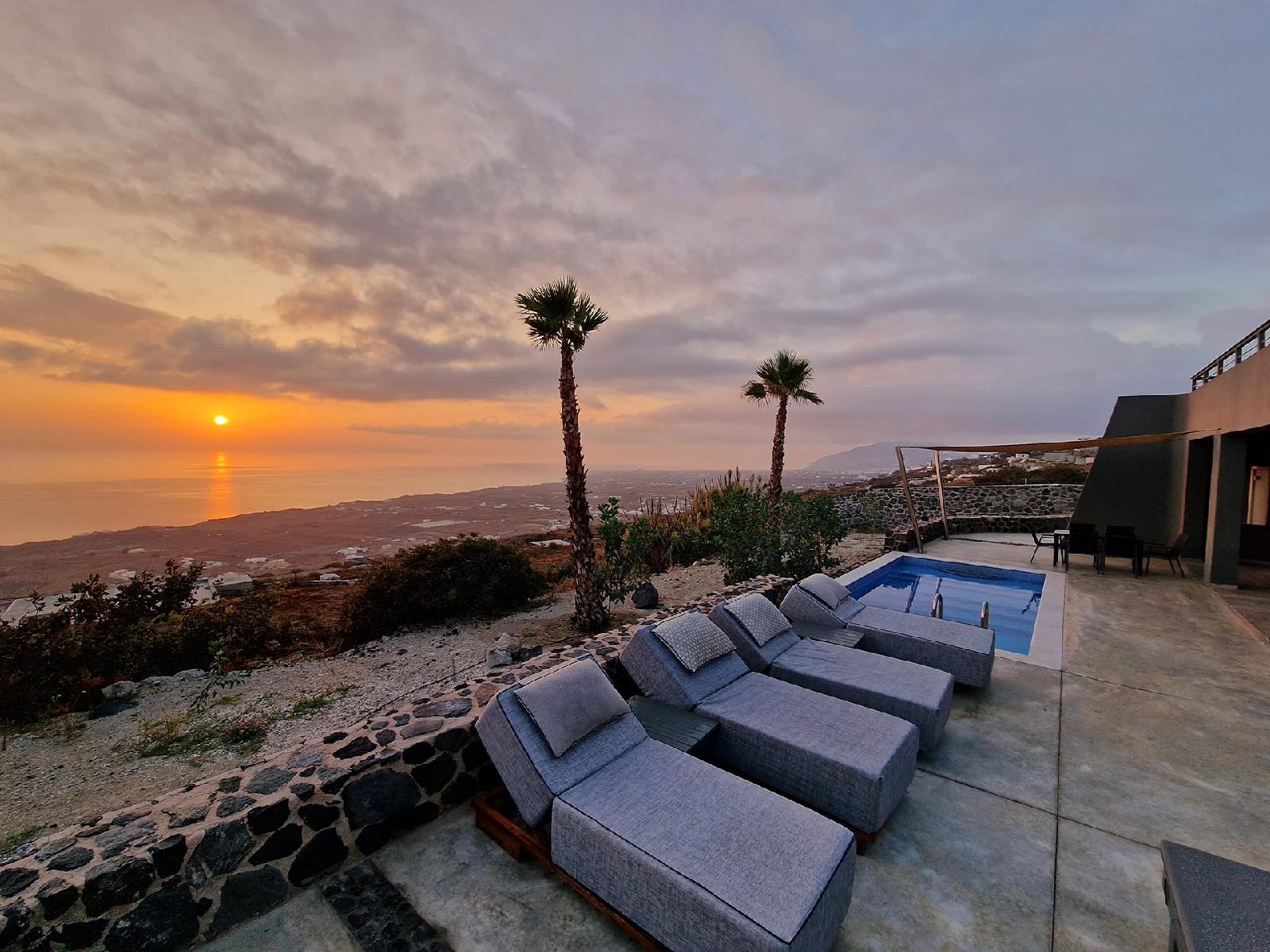 Theano Apartment