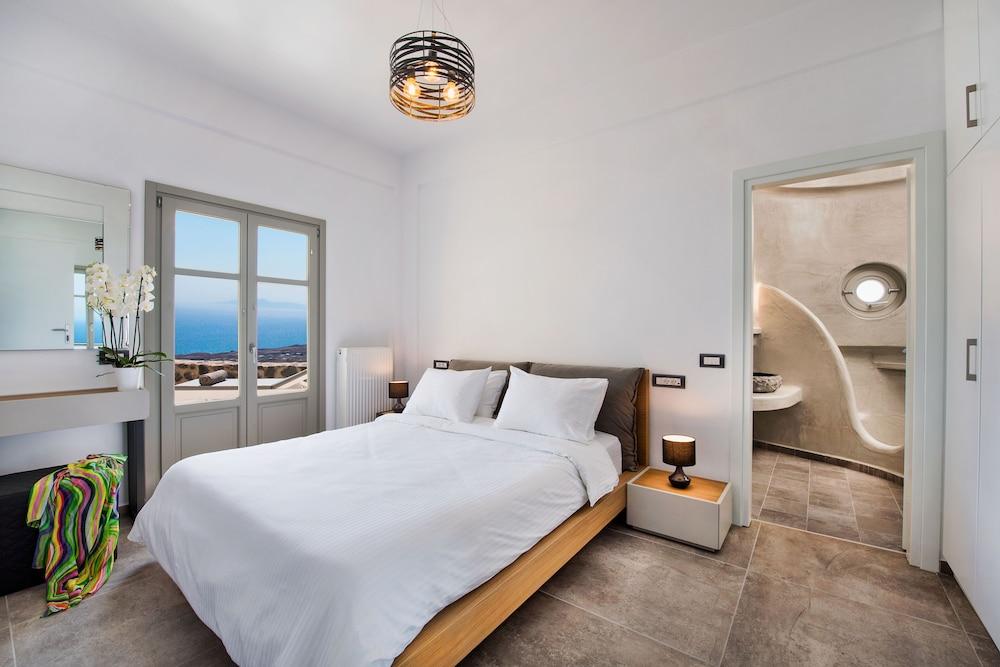 Theano Apartment