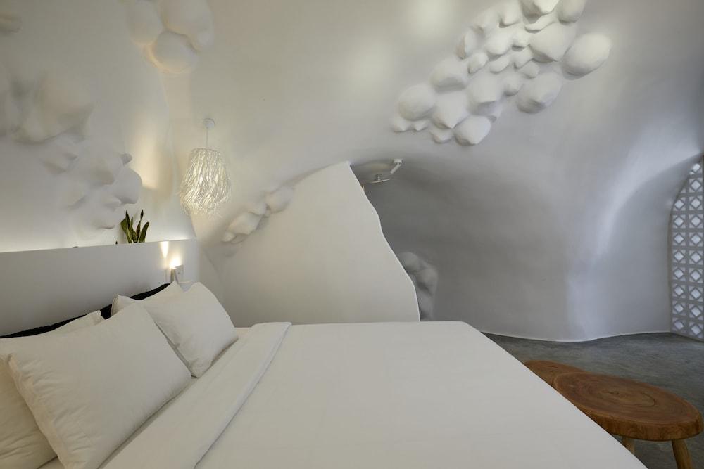 Theano Apartment