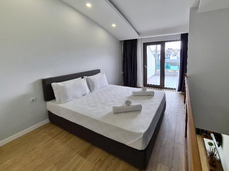 Veranda Beach Suites