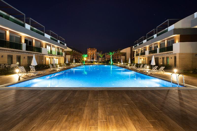 Veranda Beach Suites