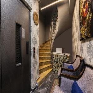 Dove Hotel