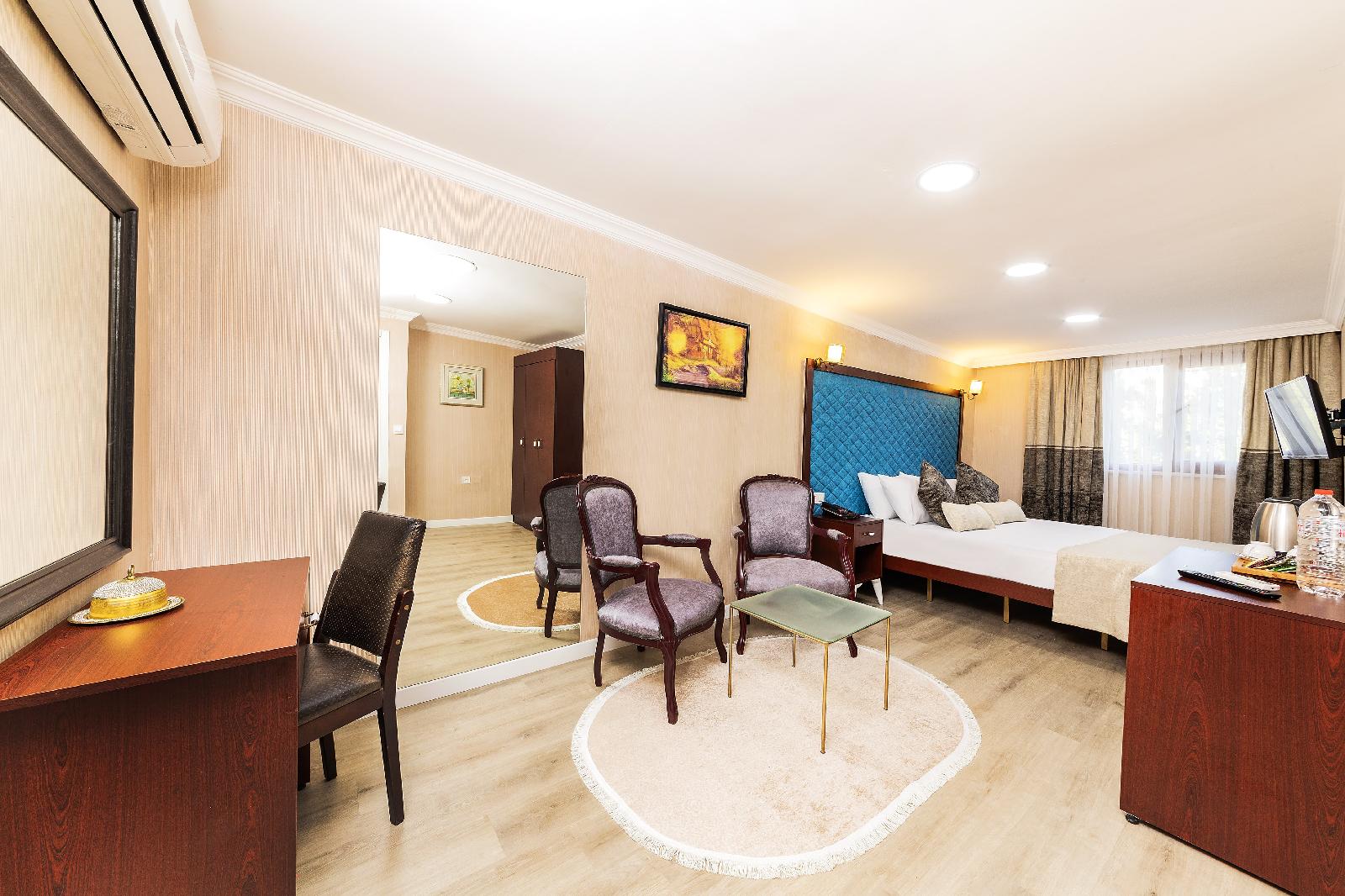 Dove Hotel