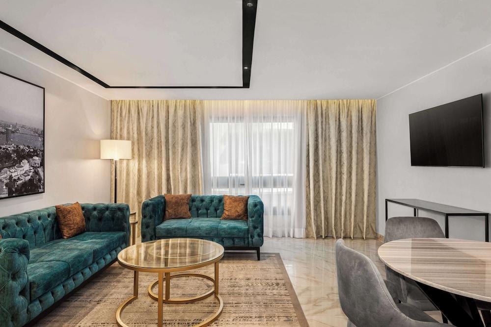 Radisson Residences Cairo
