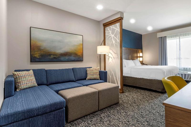 Comfort Suites Greenville Airport
