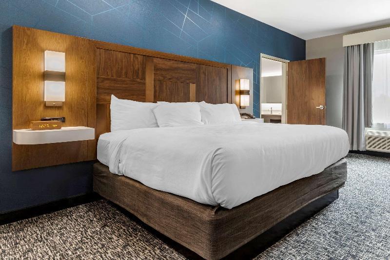 Comfort Suites Greenville Airport