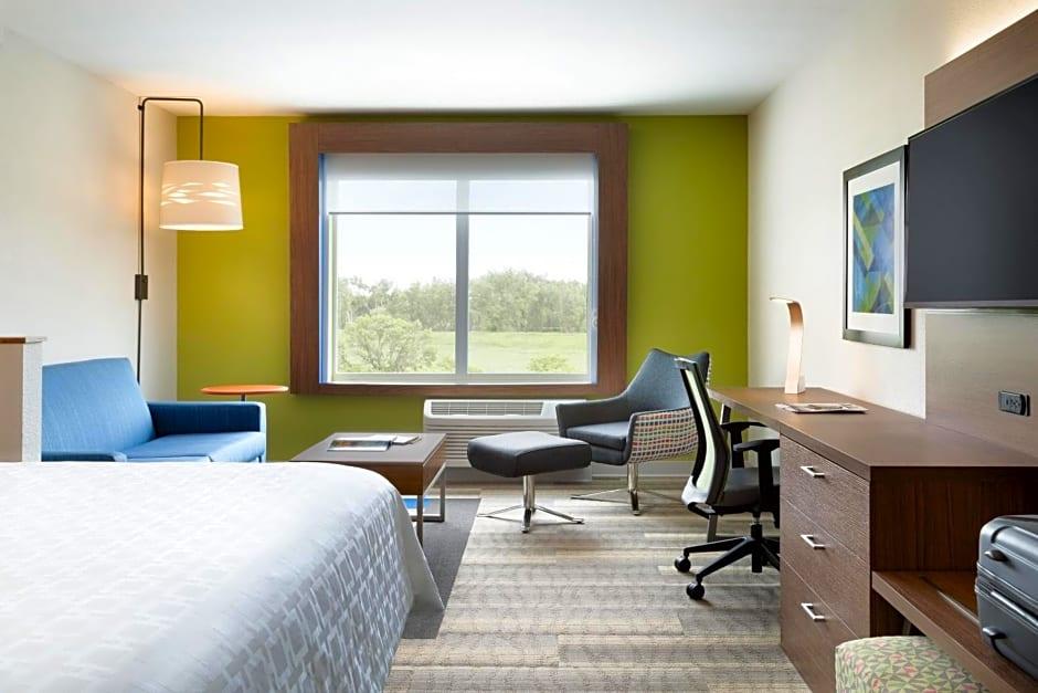 Holiday Inn Express & Suites Grand Rapids South - Wyoming