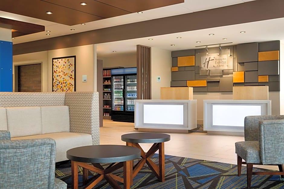 Holiday Inn Express & Suites Grand Rapids South - Wyoming