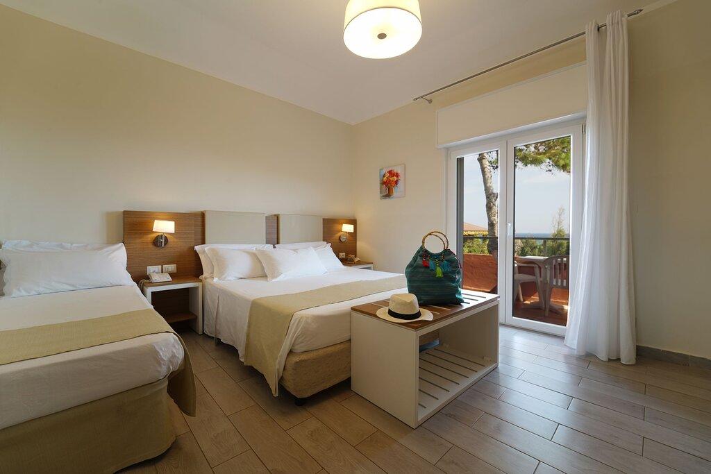 Hotel Casarossa Beach & Sporting