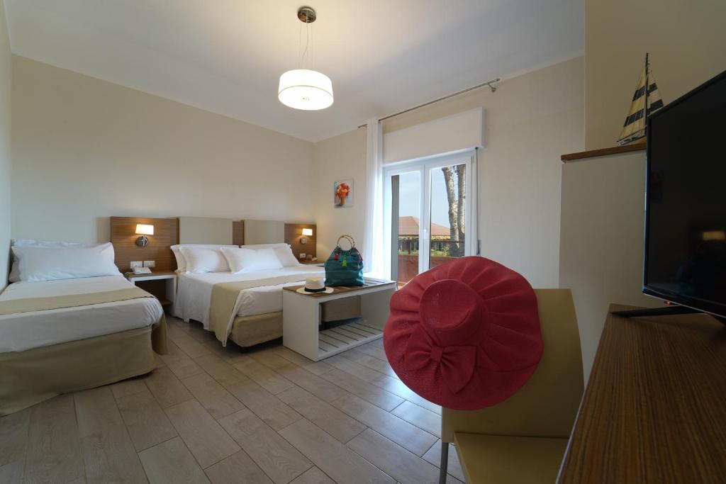 Hotel Casarossa Beach & Sporting