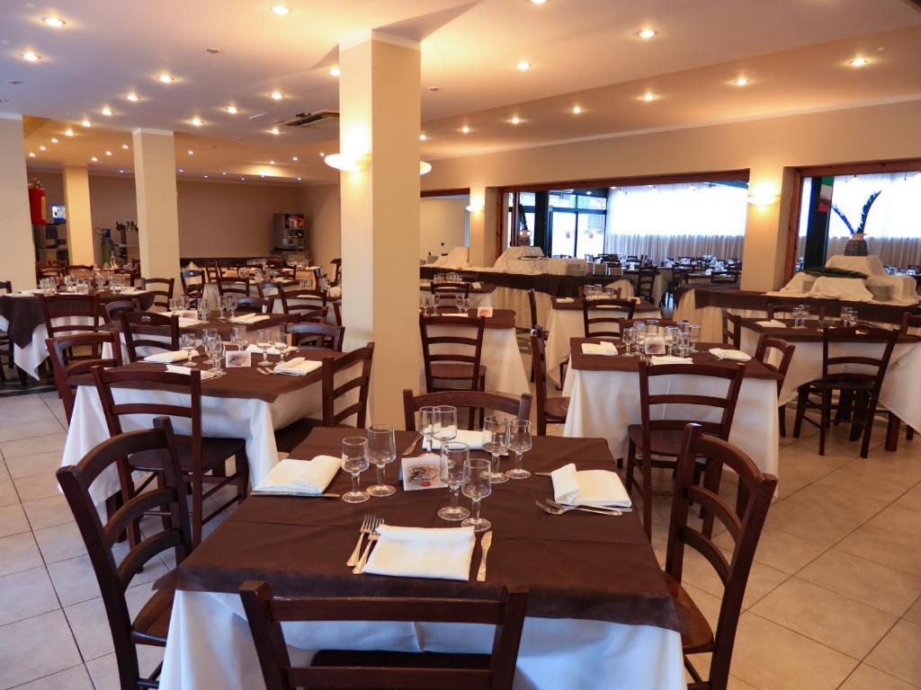 Hotel Casarossa Beach & Sporting