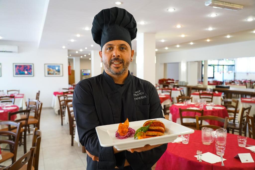 Hotel Casarossa Beach & Sporting