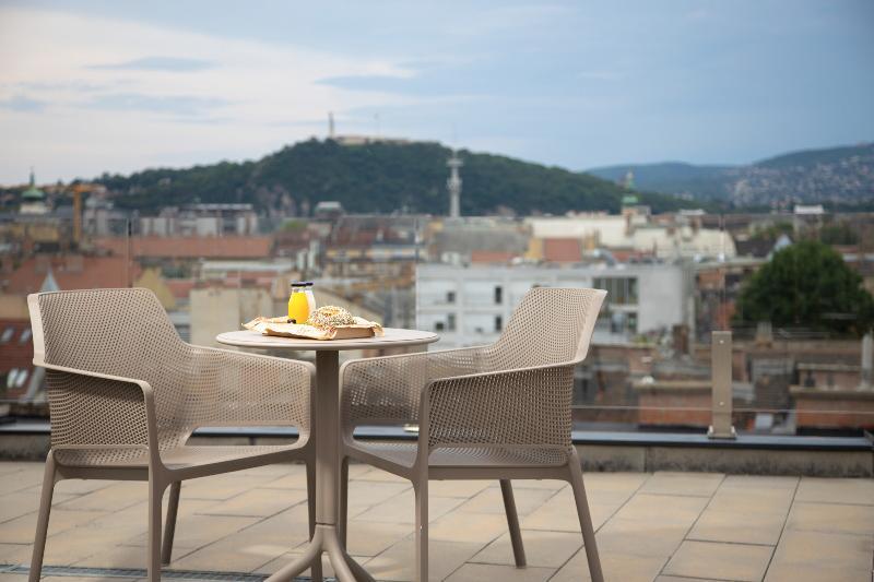 The Amberlyn Suite Hotel