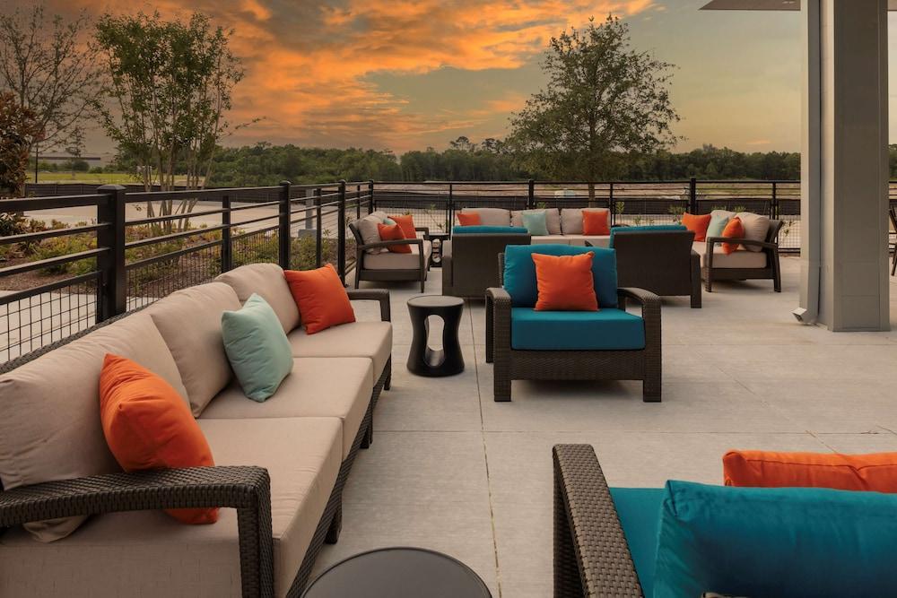 Hyatt House The Woodlands-Shenandoah