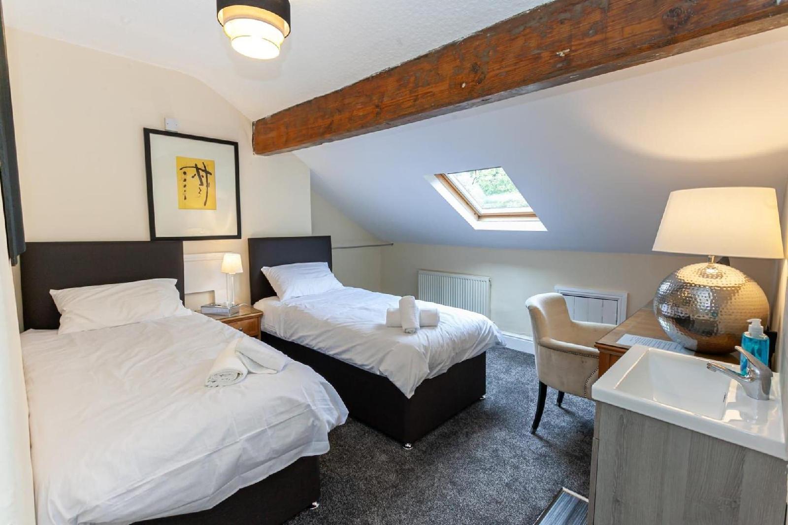 Townhouse No 12