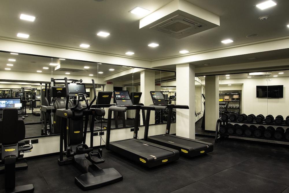 Gold Tower Lifestyle Hotel