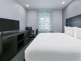 Days Inn by Wyndham Zachary LA