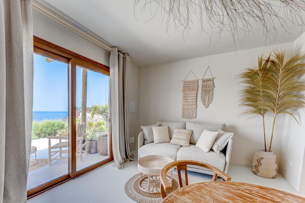 Boutique Eco-Hotel Costa Mágica