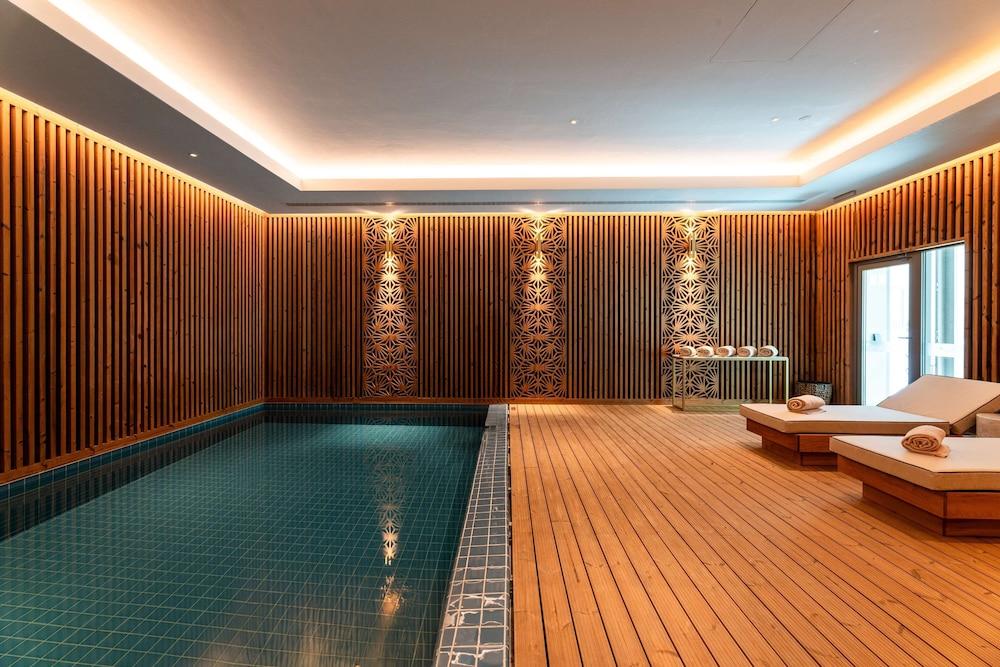 Legacy Hotel Cascais, Curio Collection by Hilton