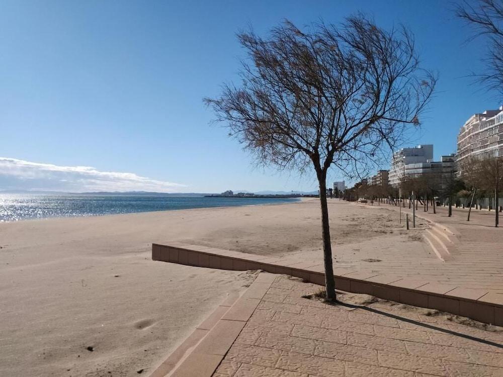 Eco Apartments La Marineda & Hotel Thalassa Sport & Spa