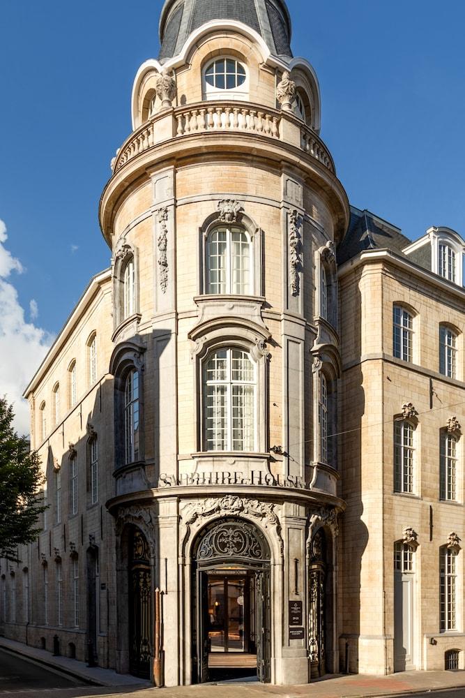Sapphire House Antwerp, Autograph Collection