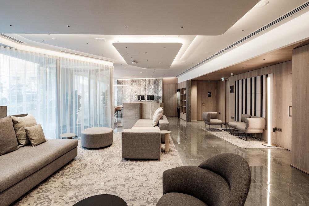 Ac Hotel By Marriott St. Julian's